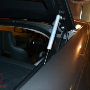 Trunk Struts (V8/V12 Vantage)