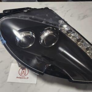 (Garage Sale) V8 Vantage Headlight, RHD, Right side